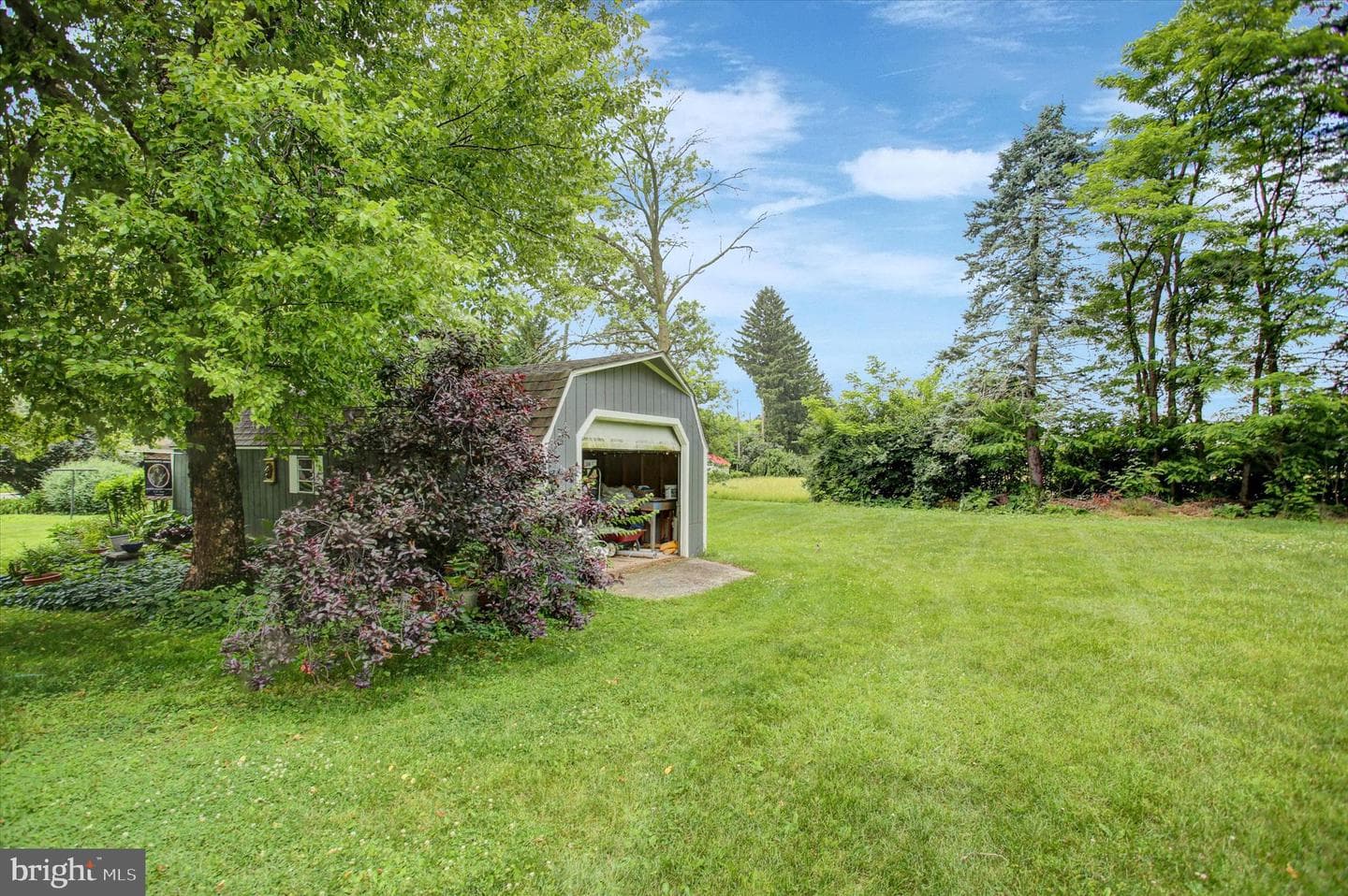 405 Westover Road photo 19