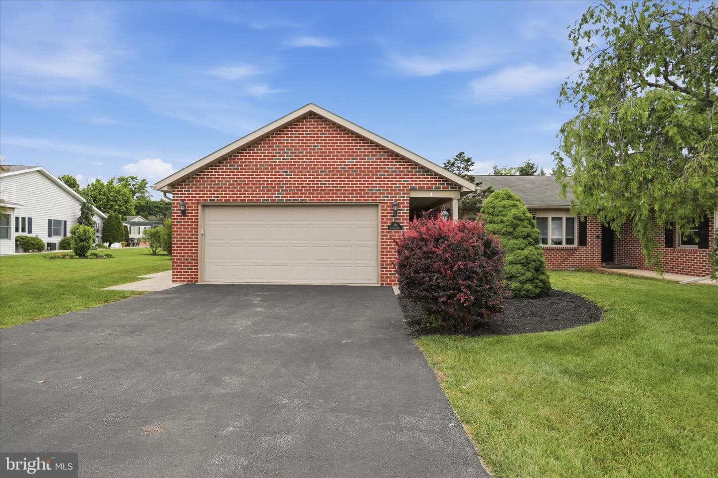 254 Phoenix Drive, Chambersburg