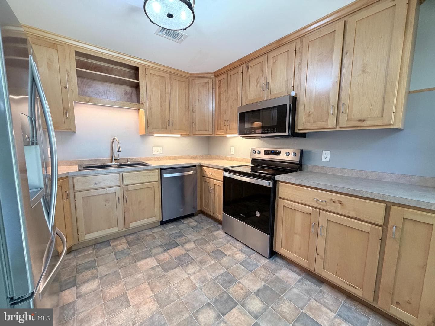 6067 Greenbriar Court photo 18