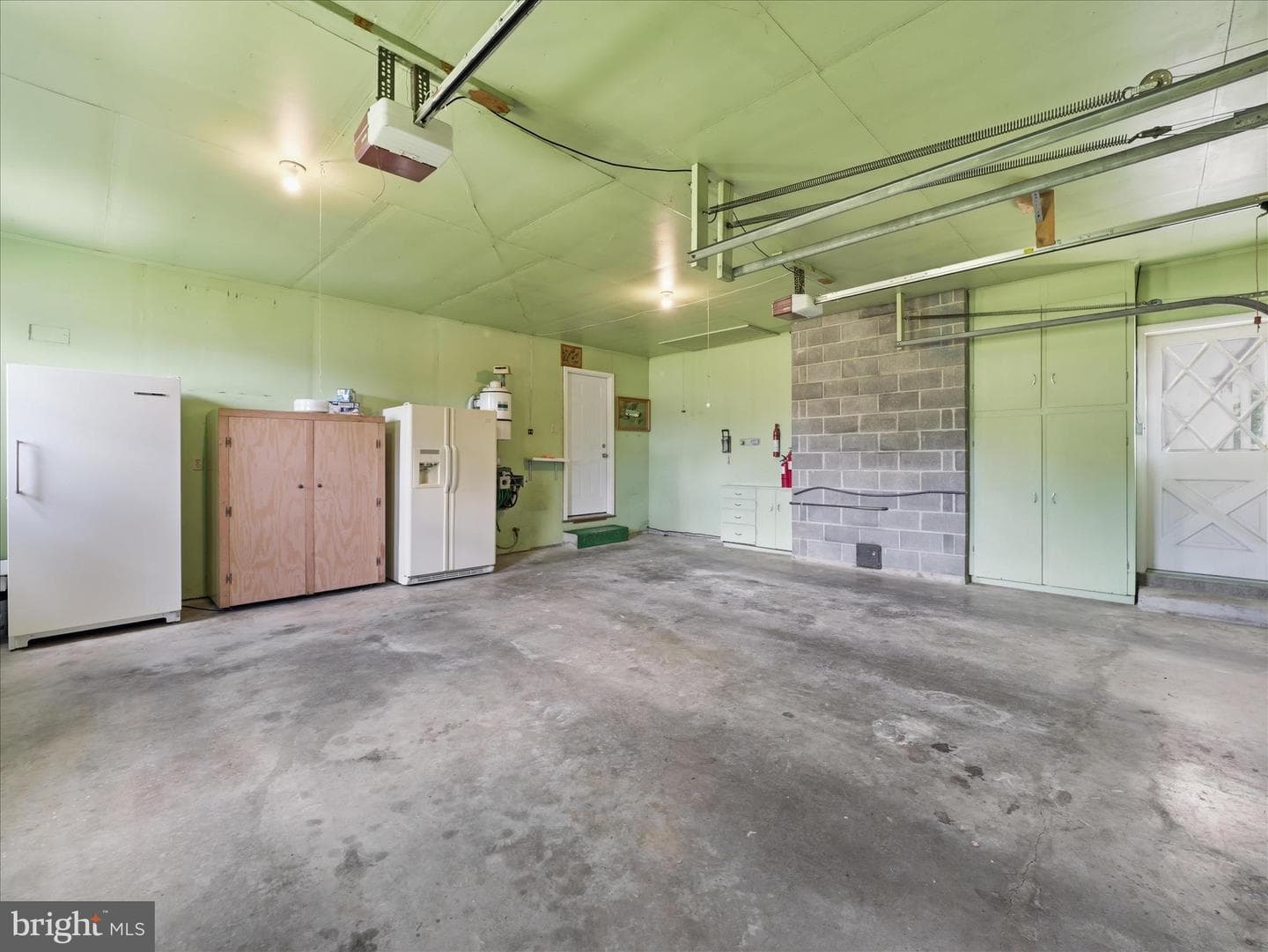 11141 Lincoln Way W photo 49
