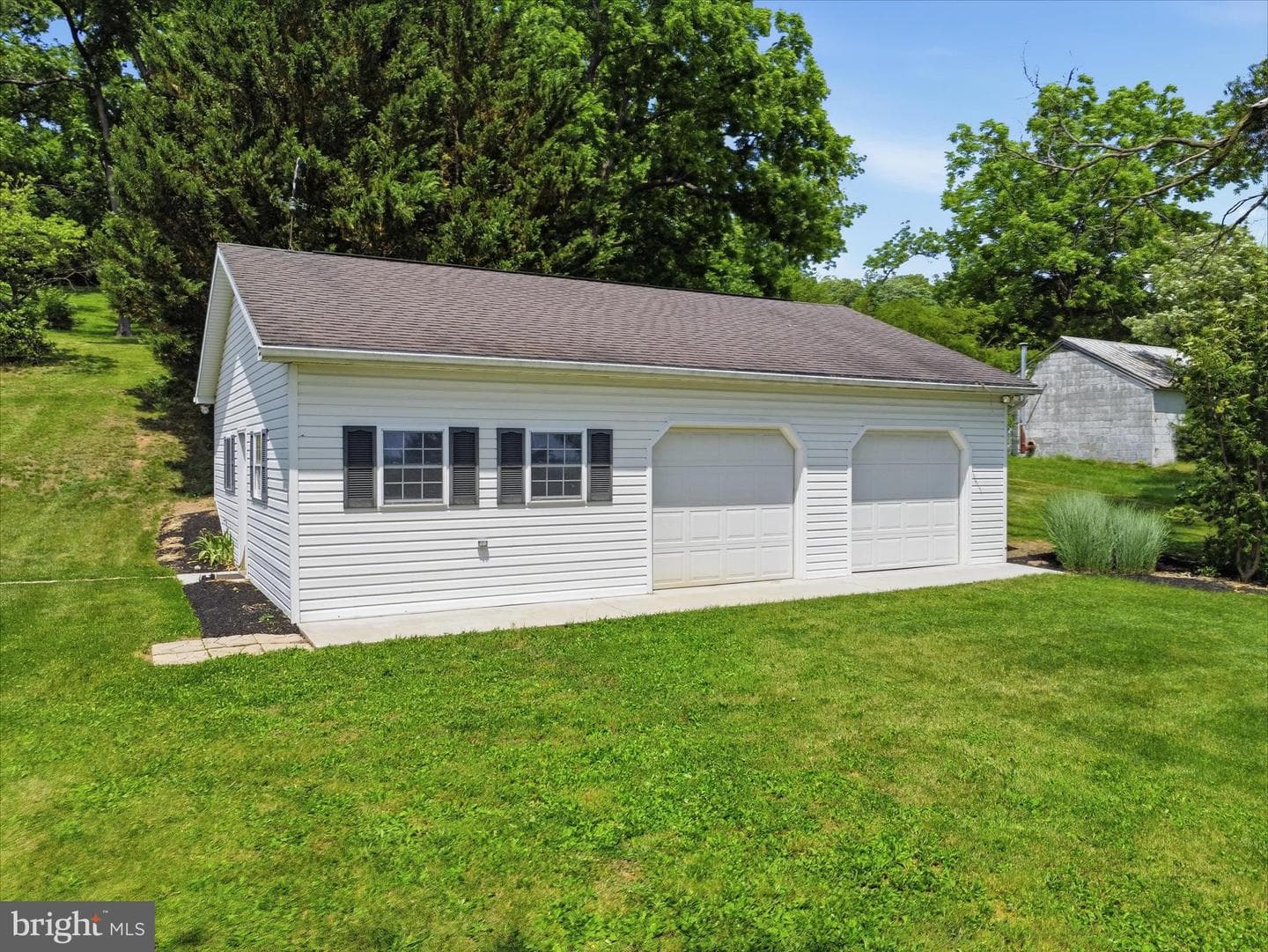 11141 Lincoln Way W photo 7