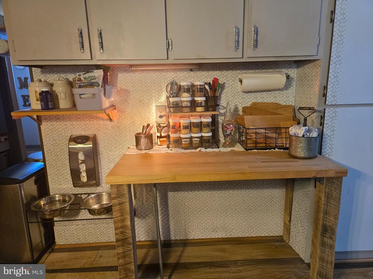 5925 Greenvillage Road photo 11