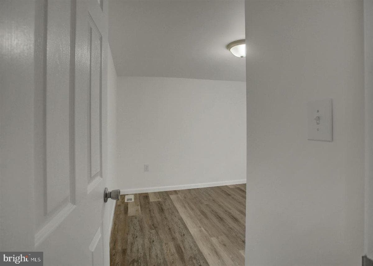 8179 Lincoln Way East photo 28