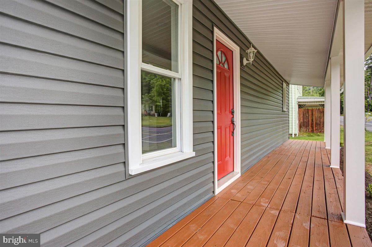 8179 Lincoln Way East photo 7