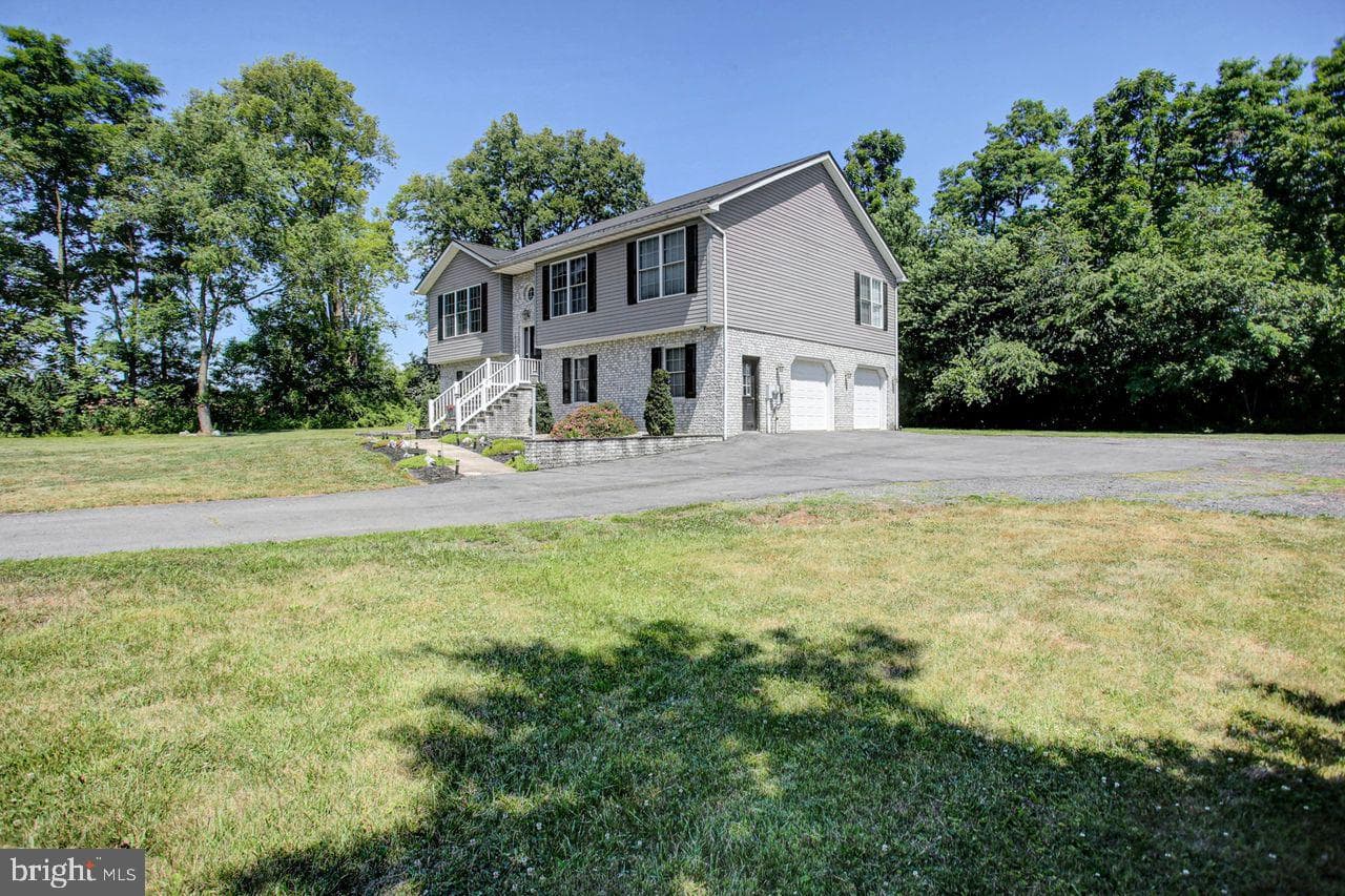 8333 Buchanan Trail W photo 5