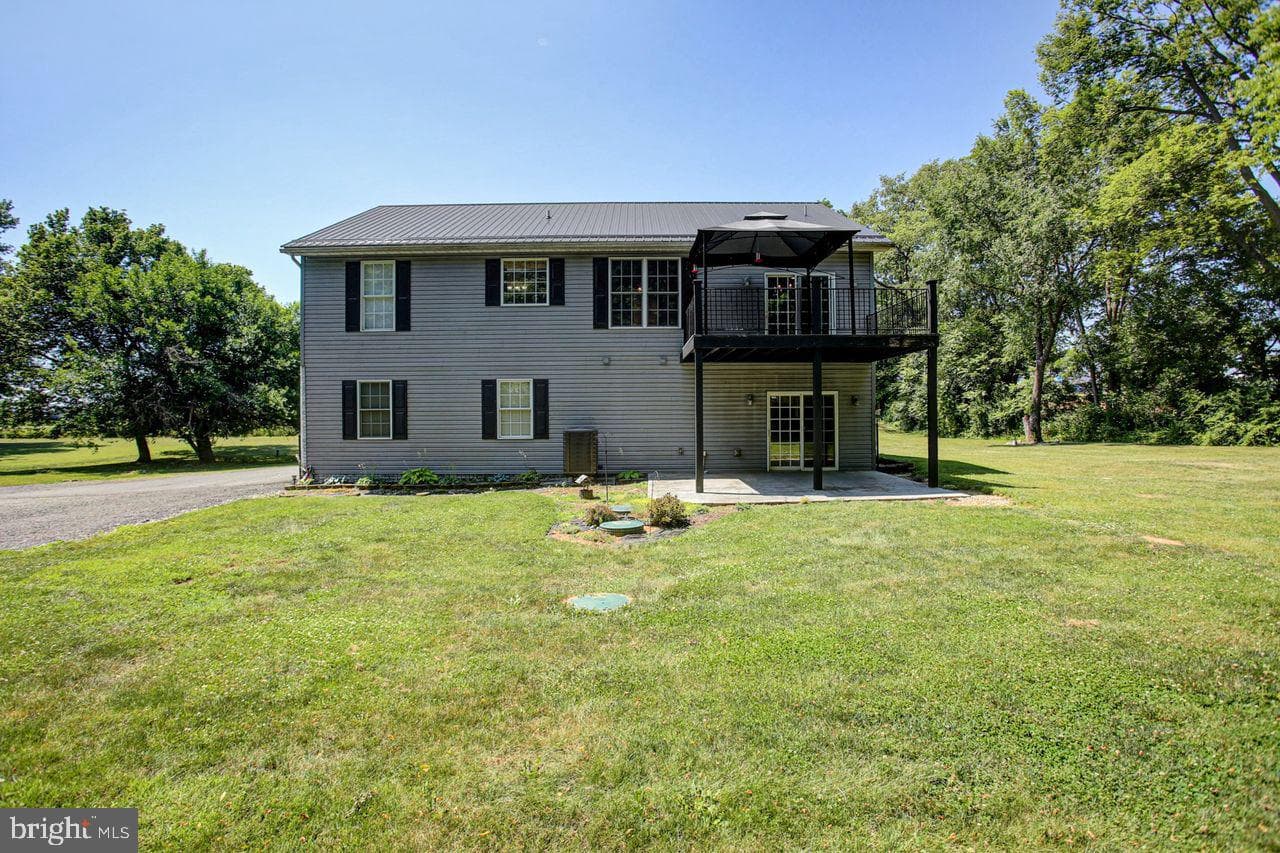 8333 Buchanan Trail W photo 52