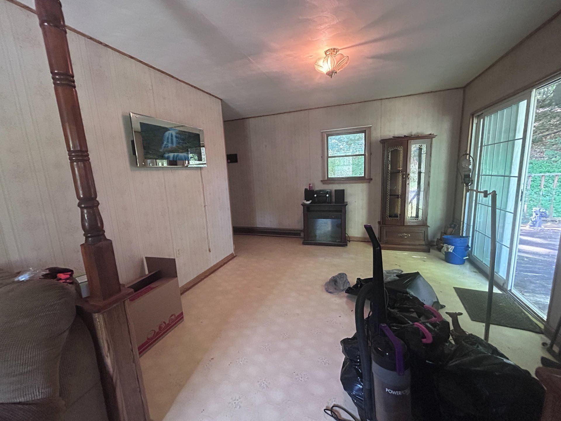17738 Amberson Road photo 15