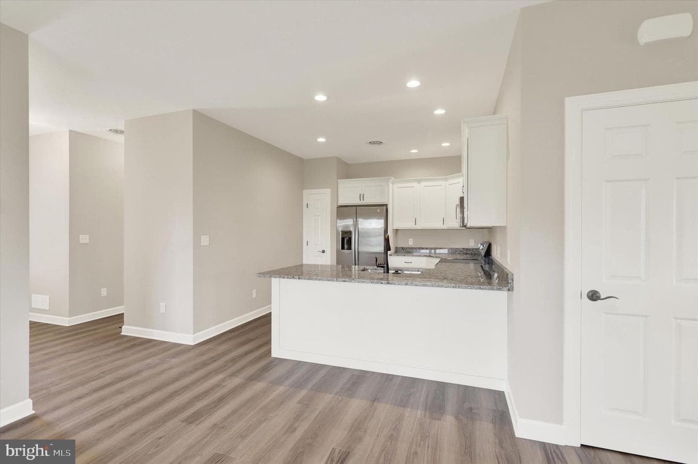7688 Thrush Lane photo 6