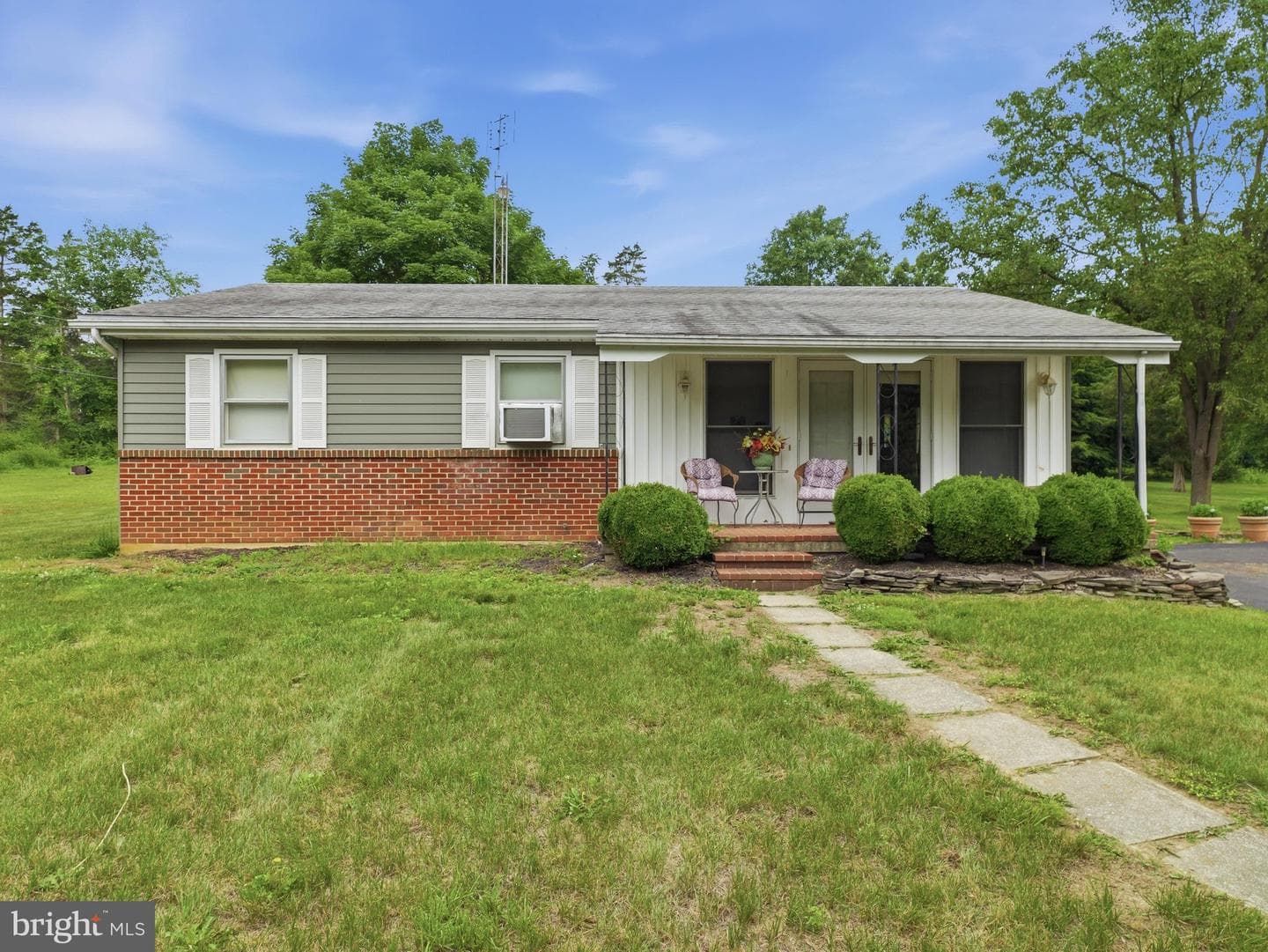 11283 Grant Shook Road photo 3