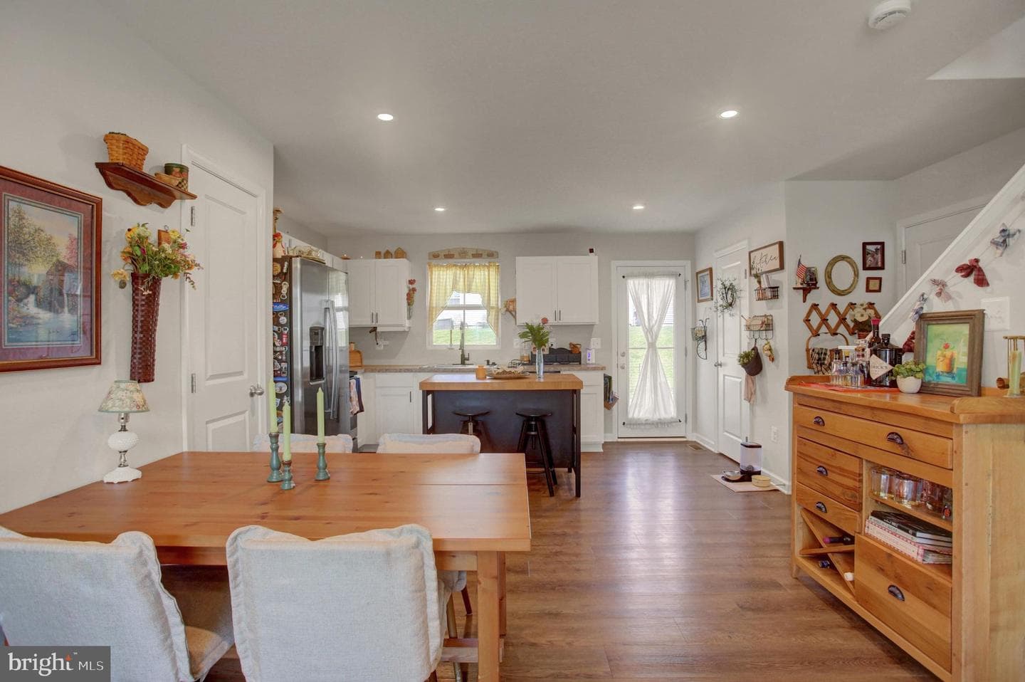 774 Raeann Drive photo 6