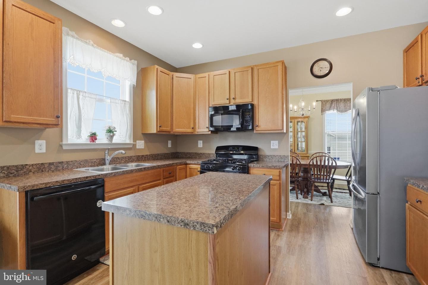 807 Crestwood Drive #106 photo 13