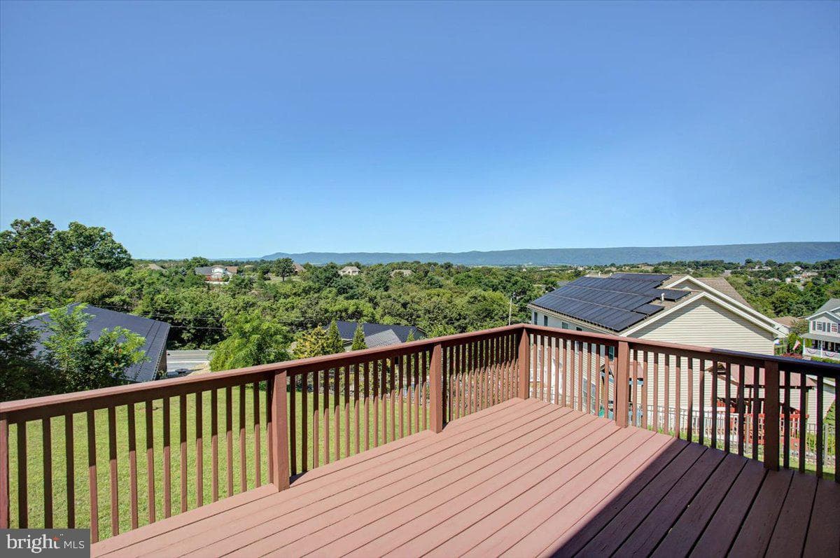 1724 Bell Avenue photo 3