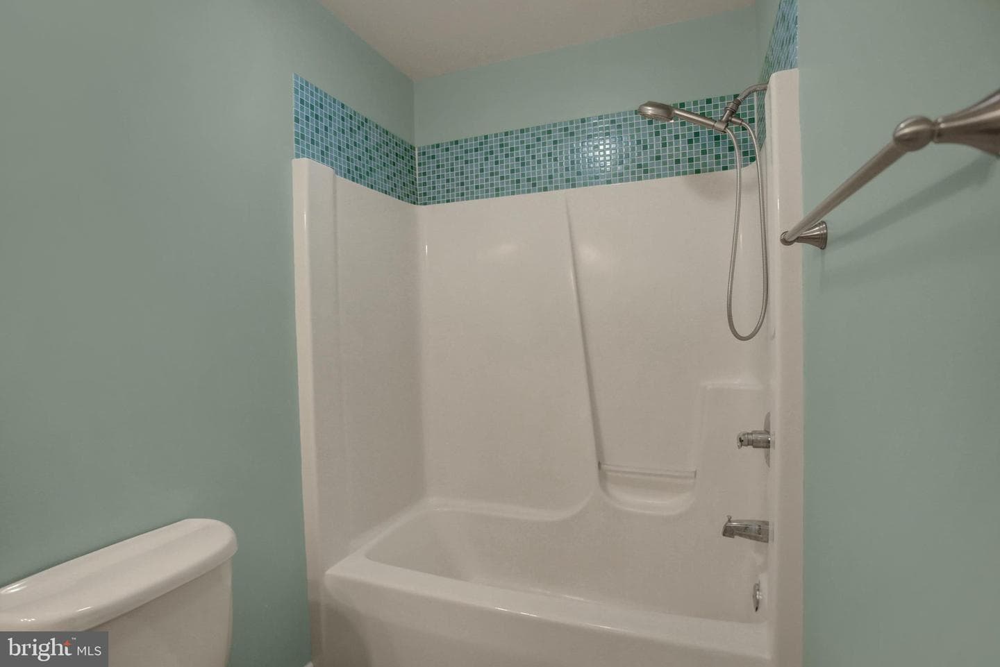 1724 Bell Avenue photo 38