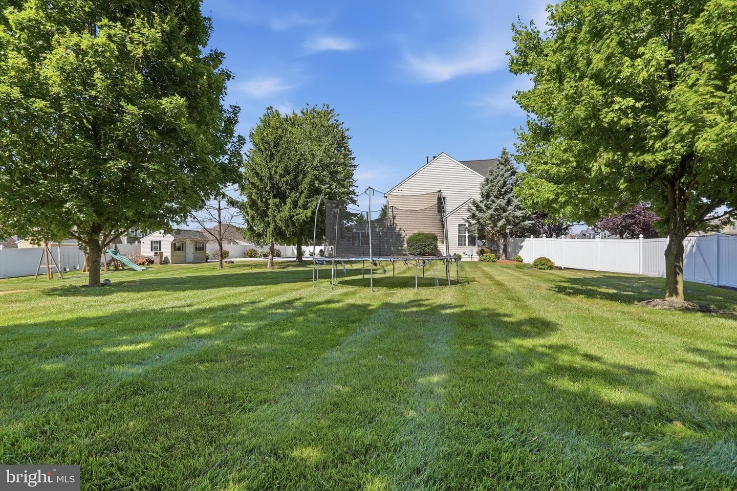2419 Somerset Road photo 19