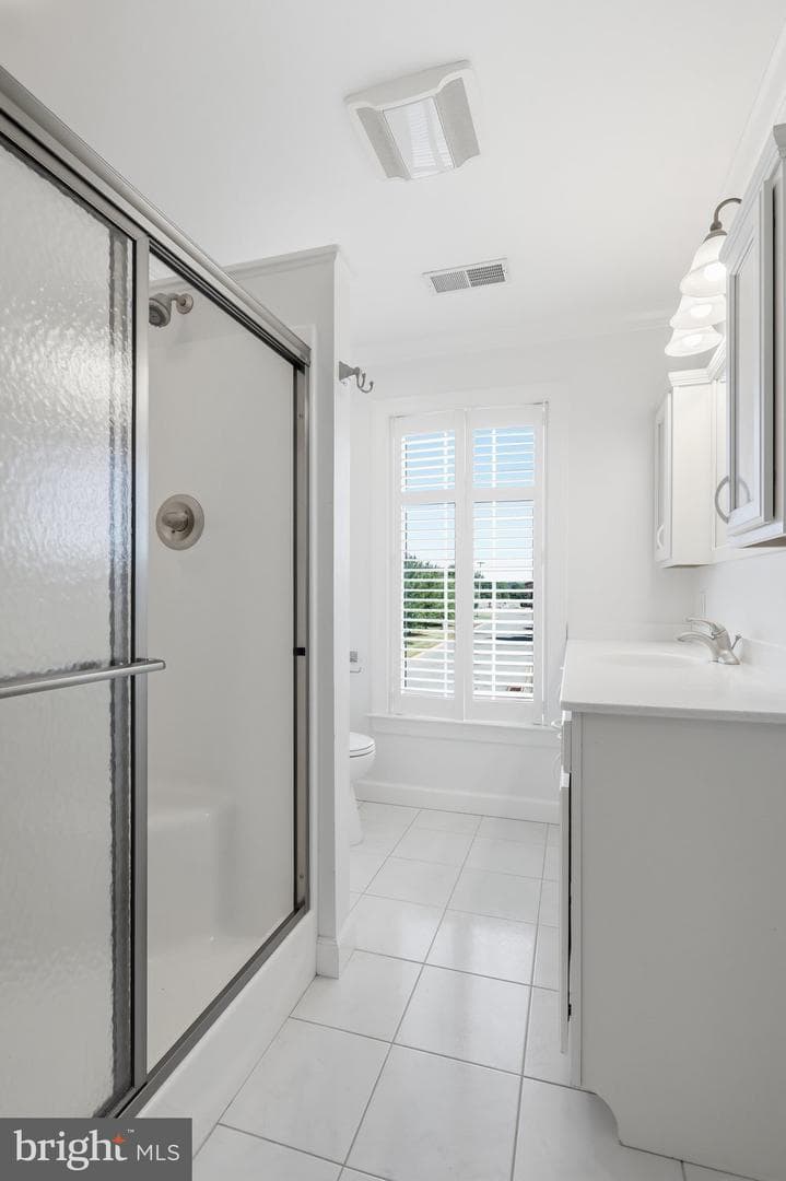 2419 Somerset Road photo 65
