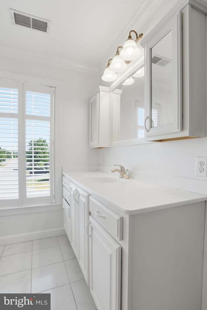 2419 Somerset Road photo 66