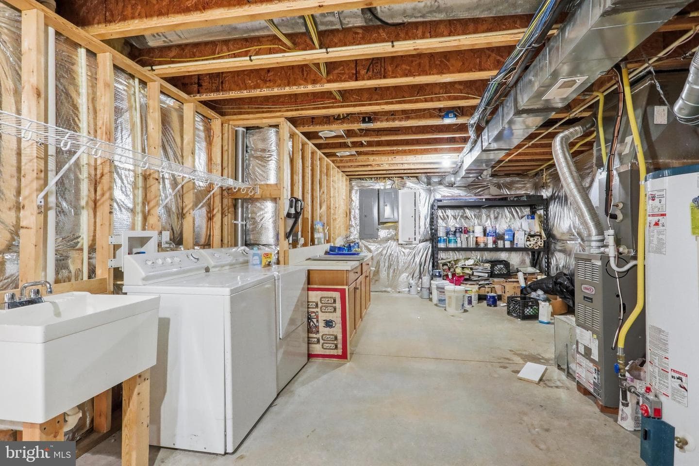 2419 Somerset Road photo 86