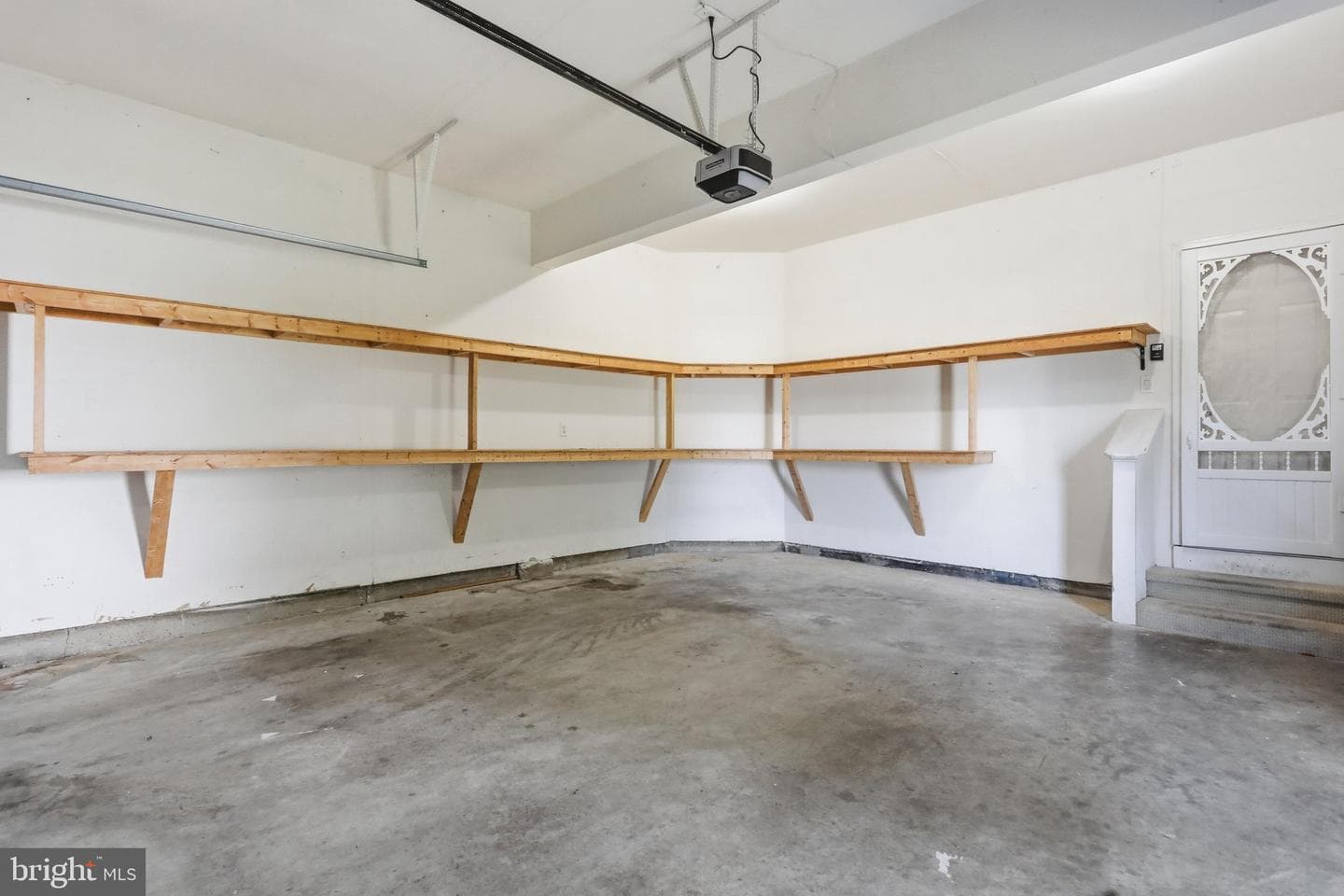 2419 Somerset Road photo 88