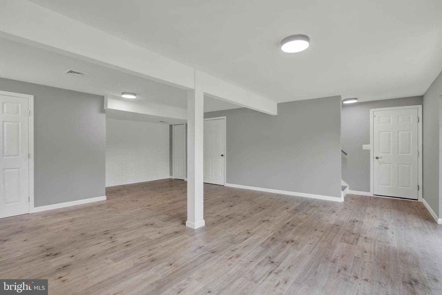 9085 Anthony Highway #5 photo 23