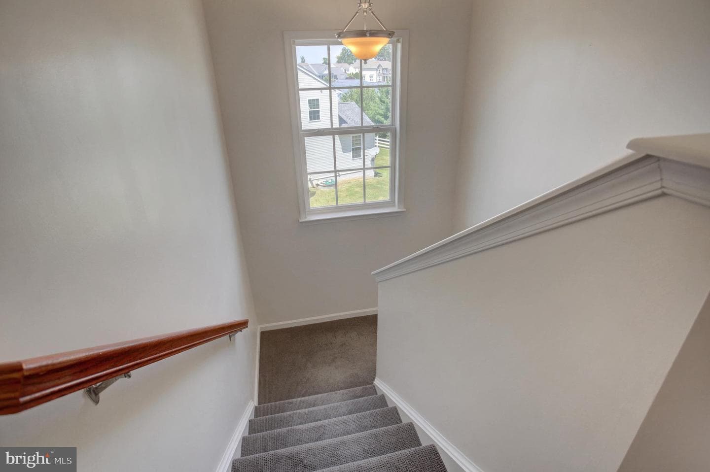 86 Equestrian Drive photo 41