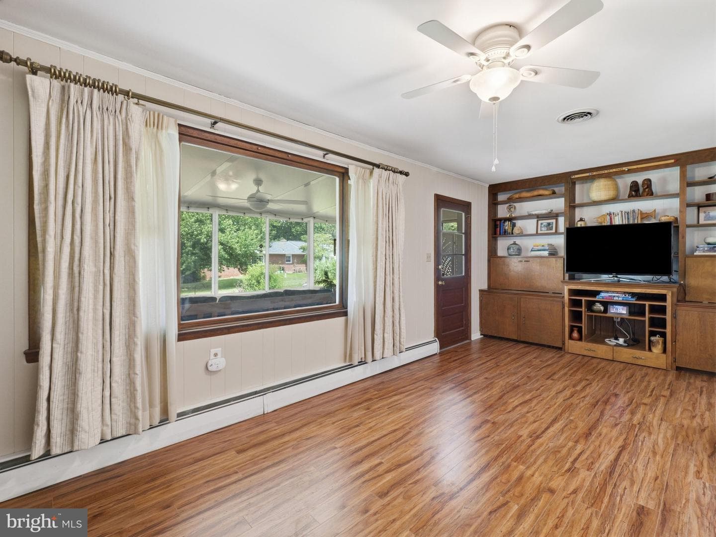 207 Sherwood Drive photo 19