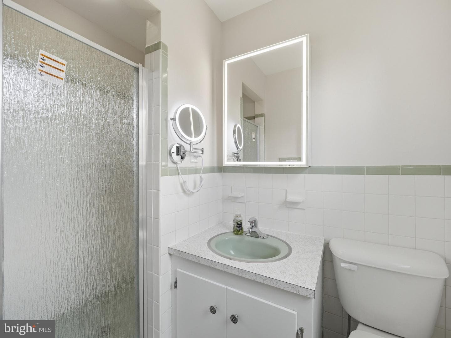 207 Sherwood Drive photo 23
