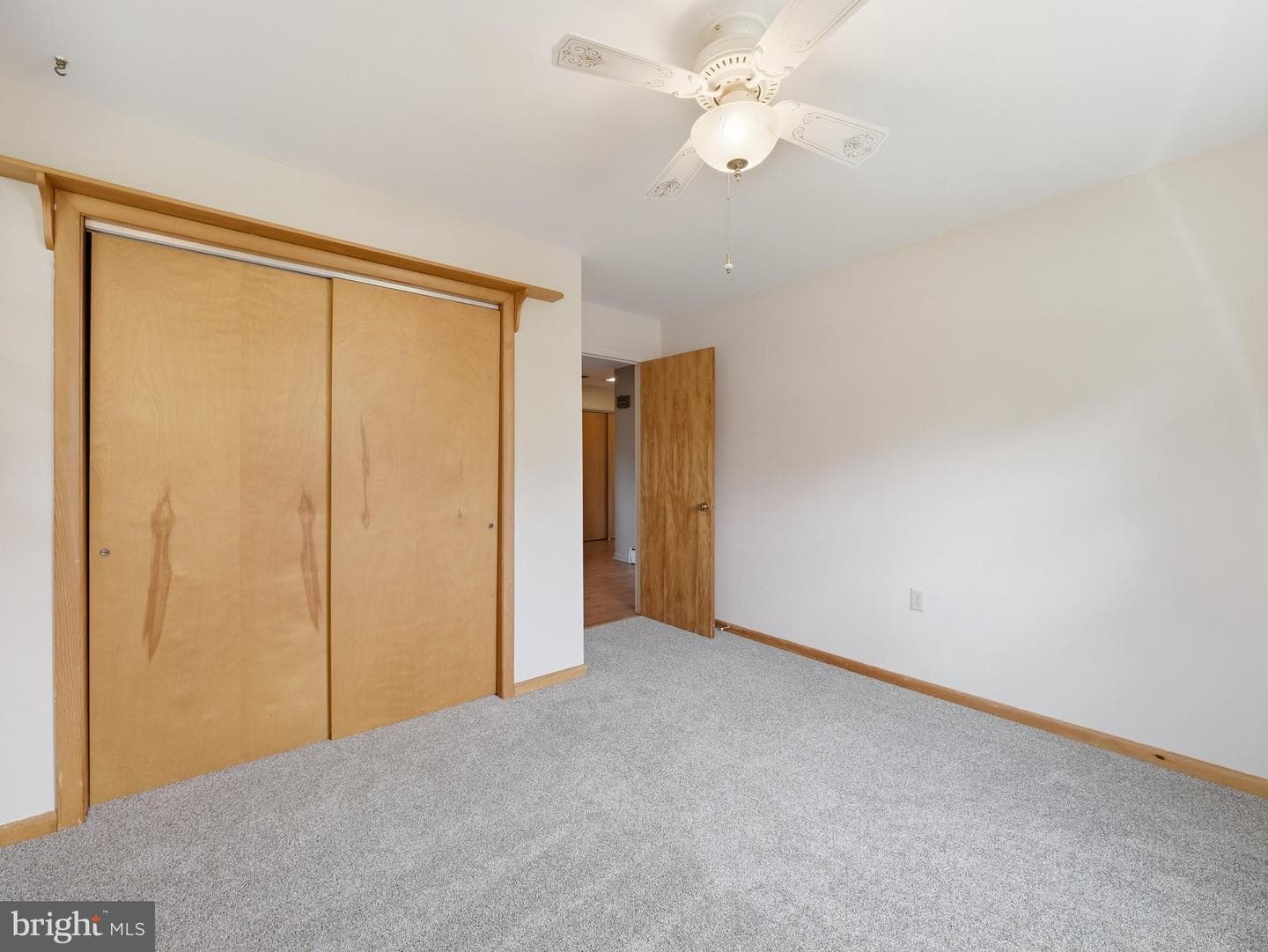 207 Sherwood Drive photo 25