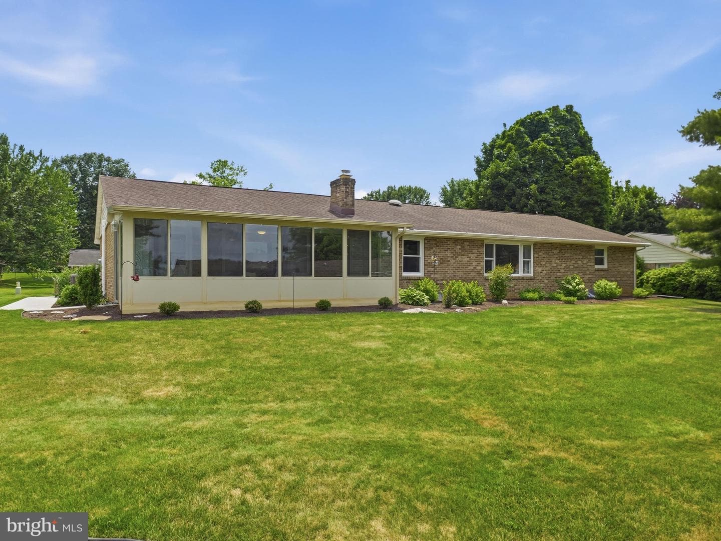 207 Sherwood Drive photo 35
