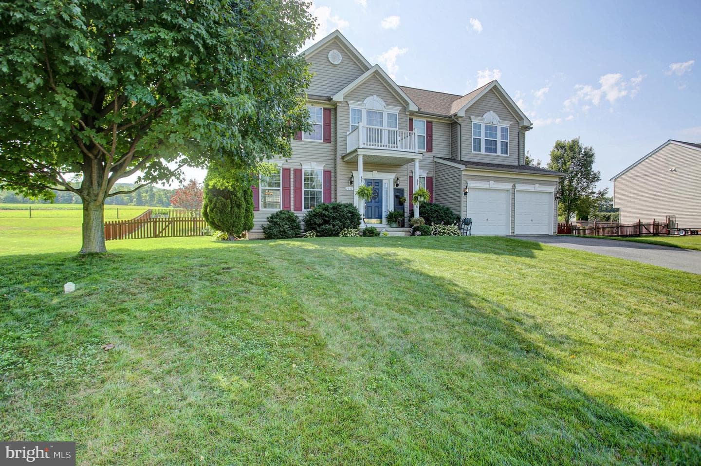 2932 Constellation Drive photo 3