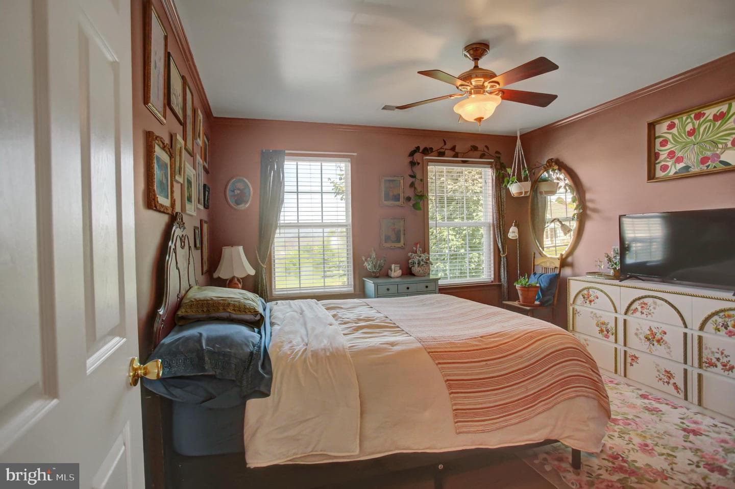2932 Constellation Drive photo 46