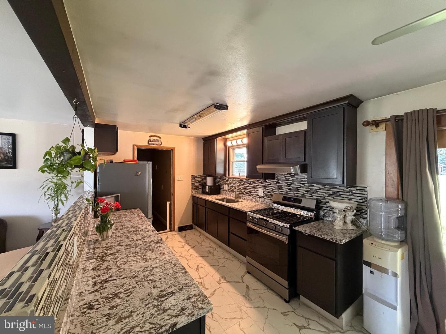 93 Sunny Lane photo 15