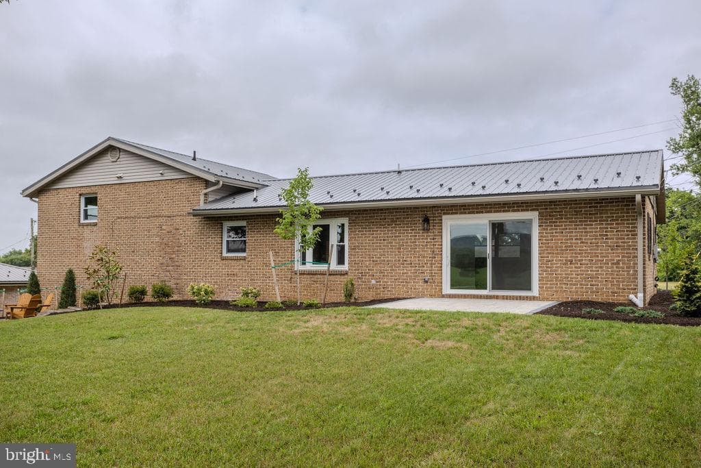 220 Hartzell Drive photo 16
