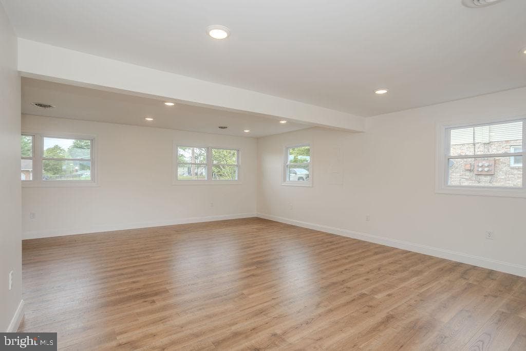 220 Hartzell Drive photo 48