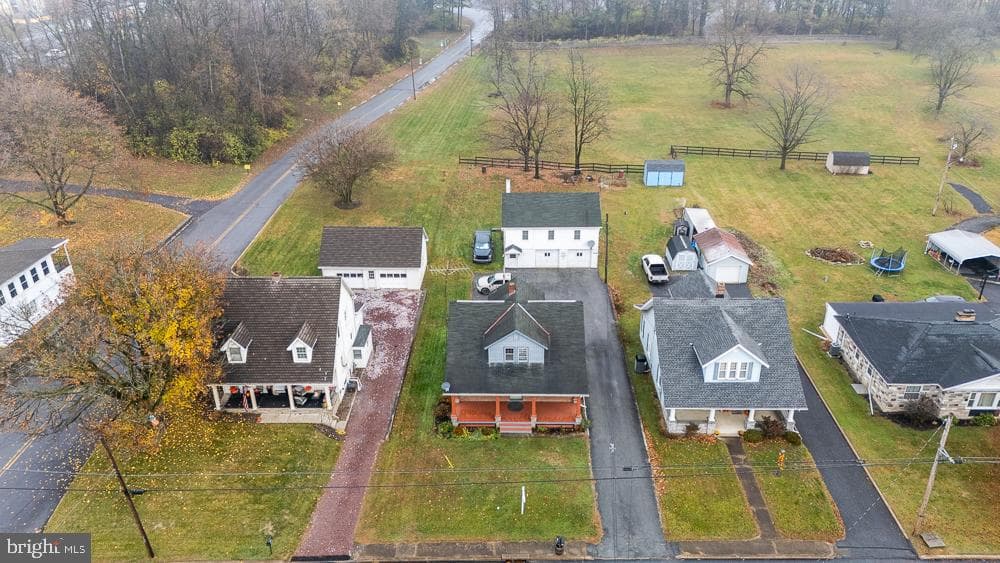 1631 E Buchanan Trail East E photo 49