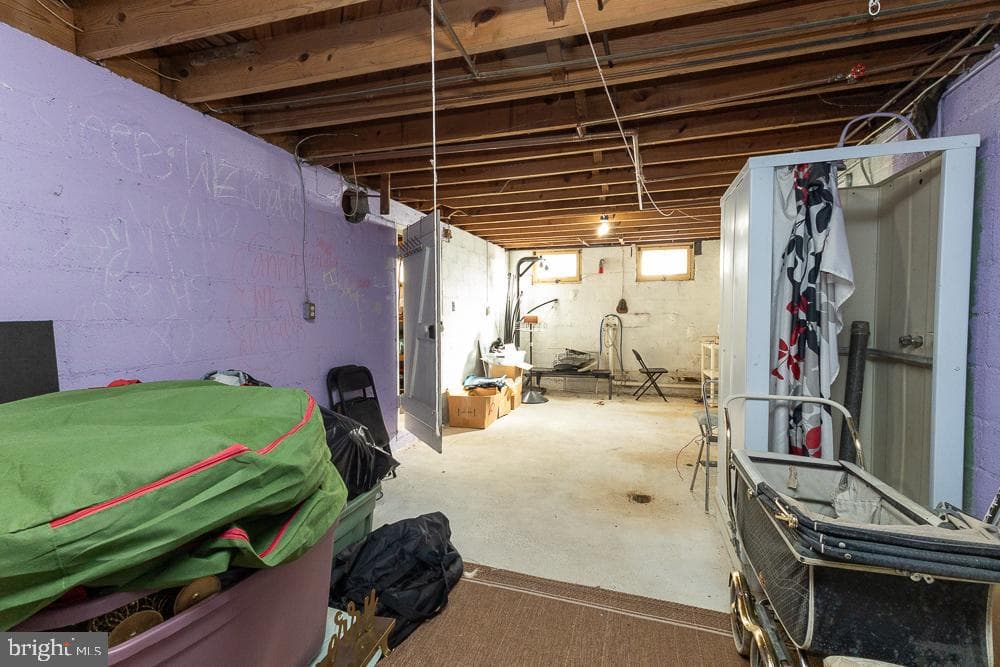 1631 E Buchanan Trail East E photo 64