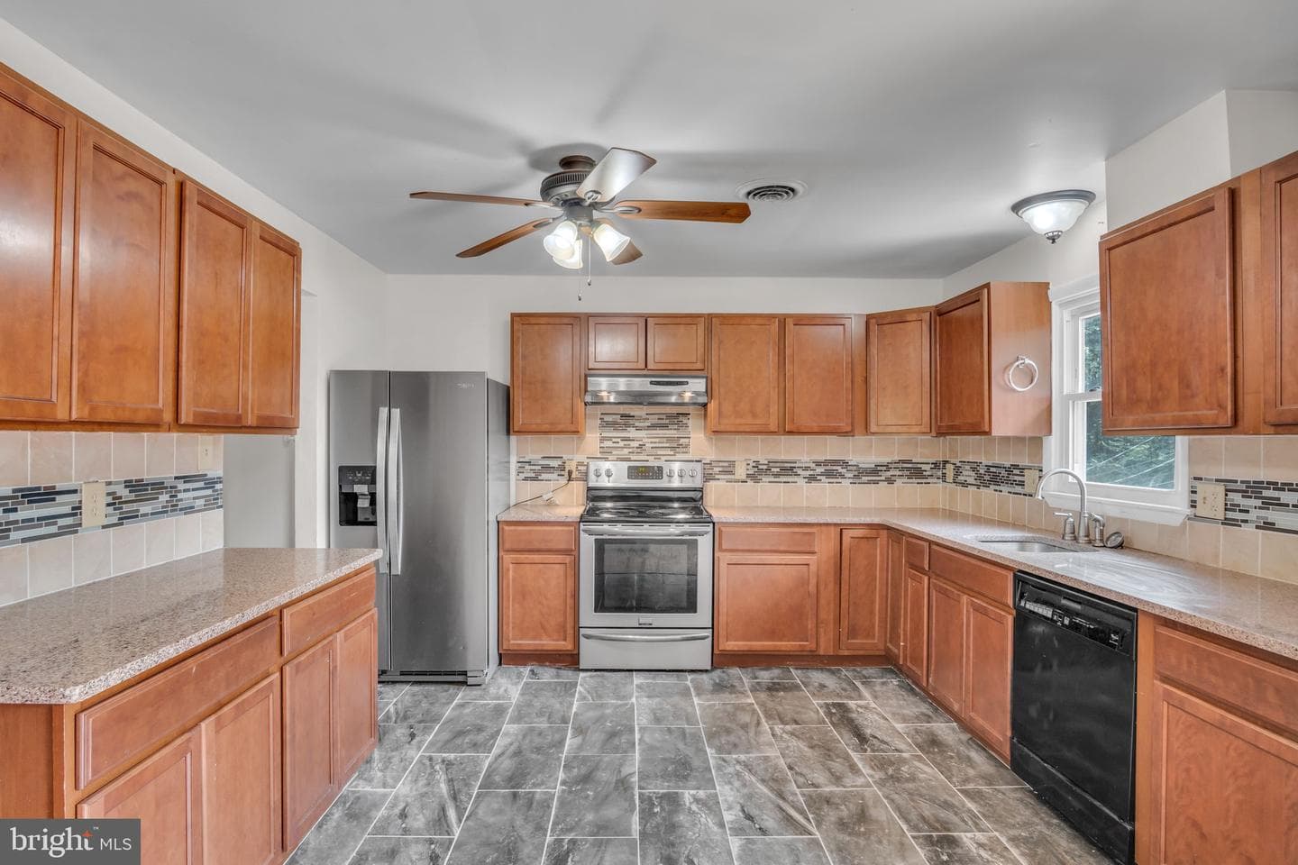 36 Edgelea Drive photo 20