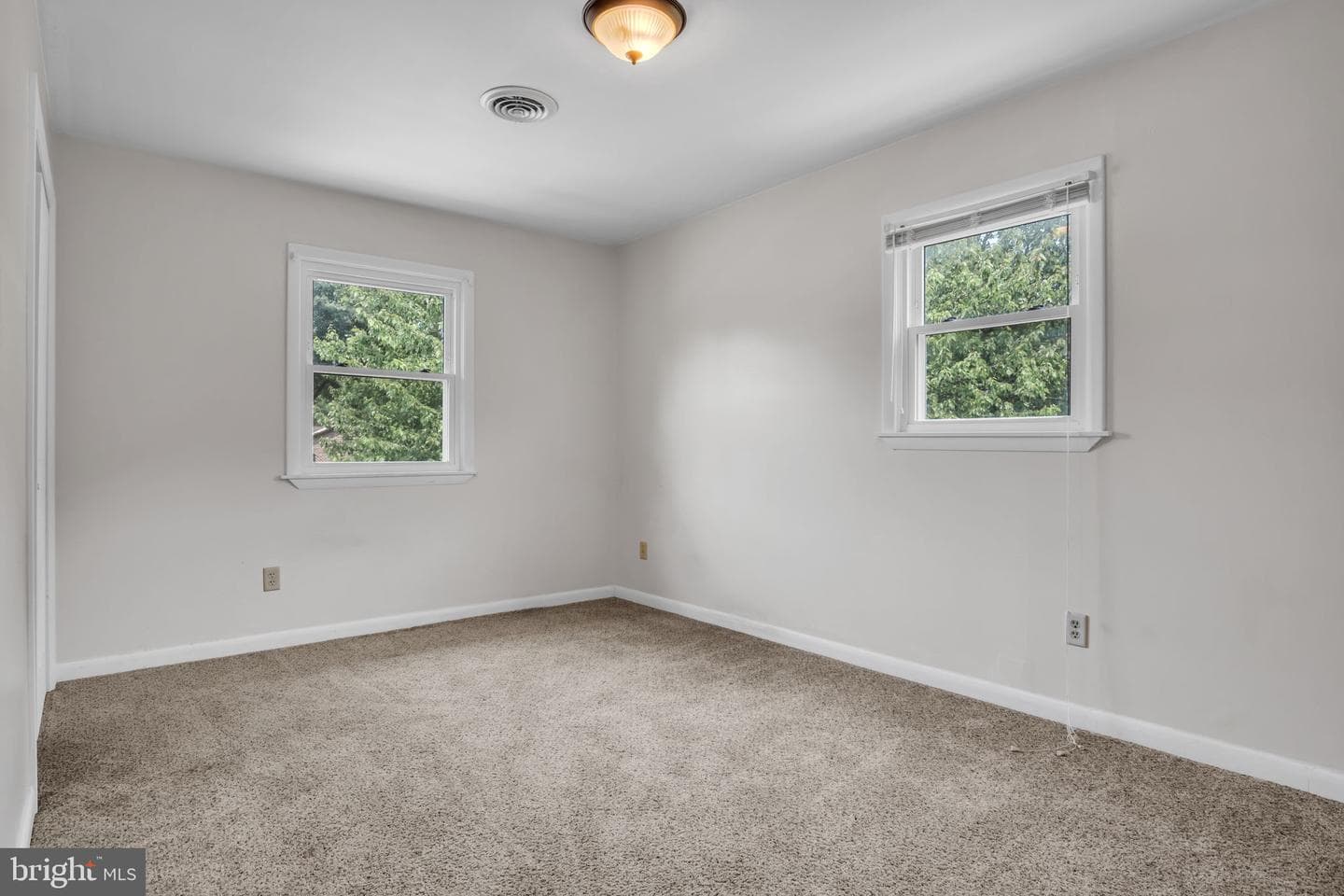 36 Edgelea Drive photo 29