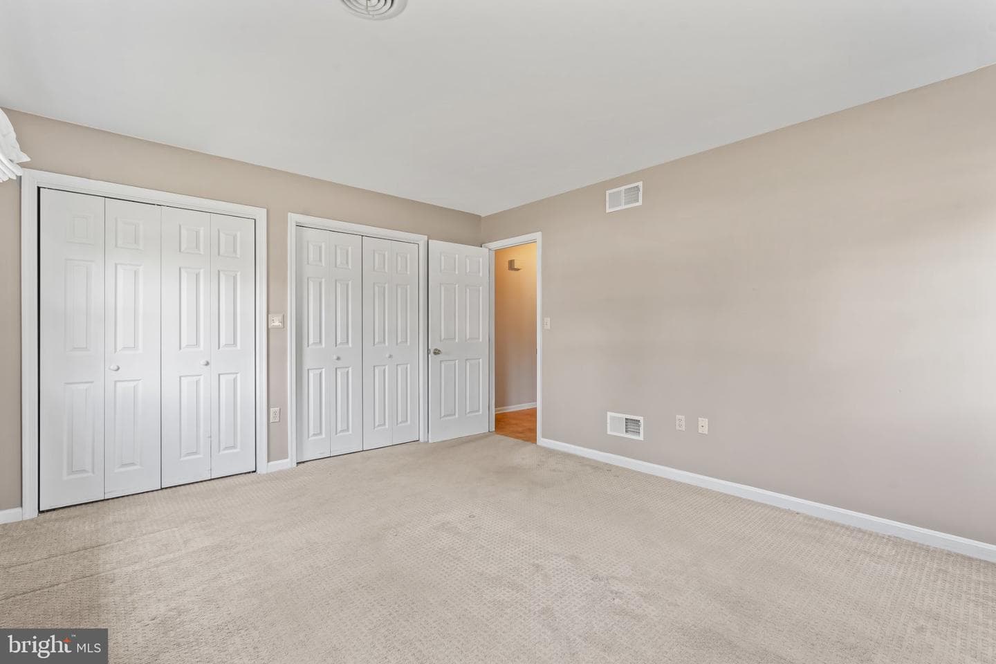128 Overhill Drive photo 23