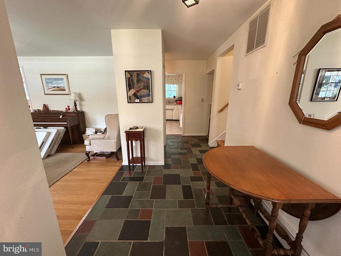 624 Highland Avenue photo 23