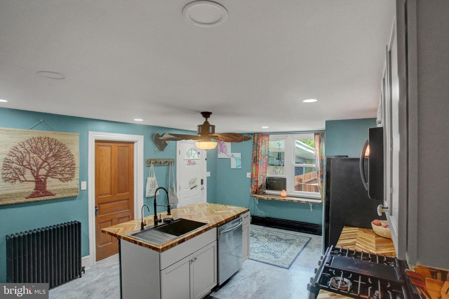 63 Linden Avenue N photo 16