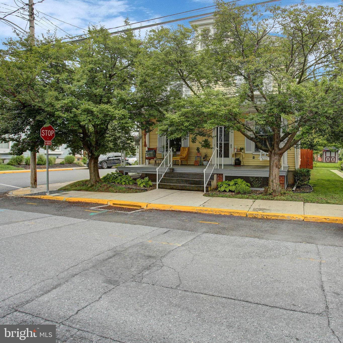 63 Linden Avenue N photo 40