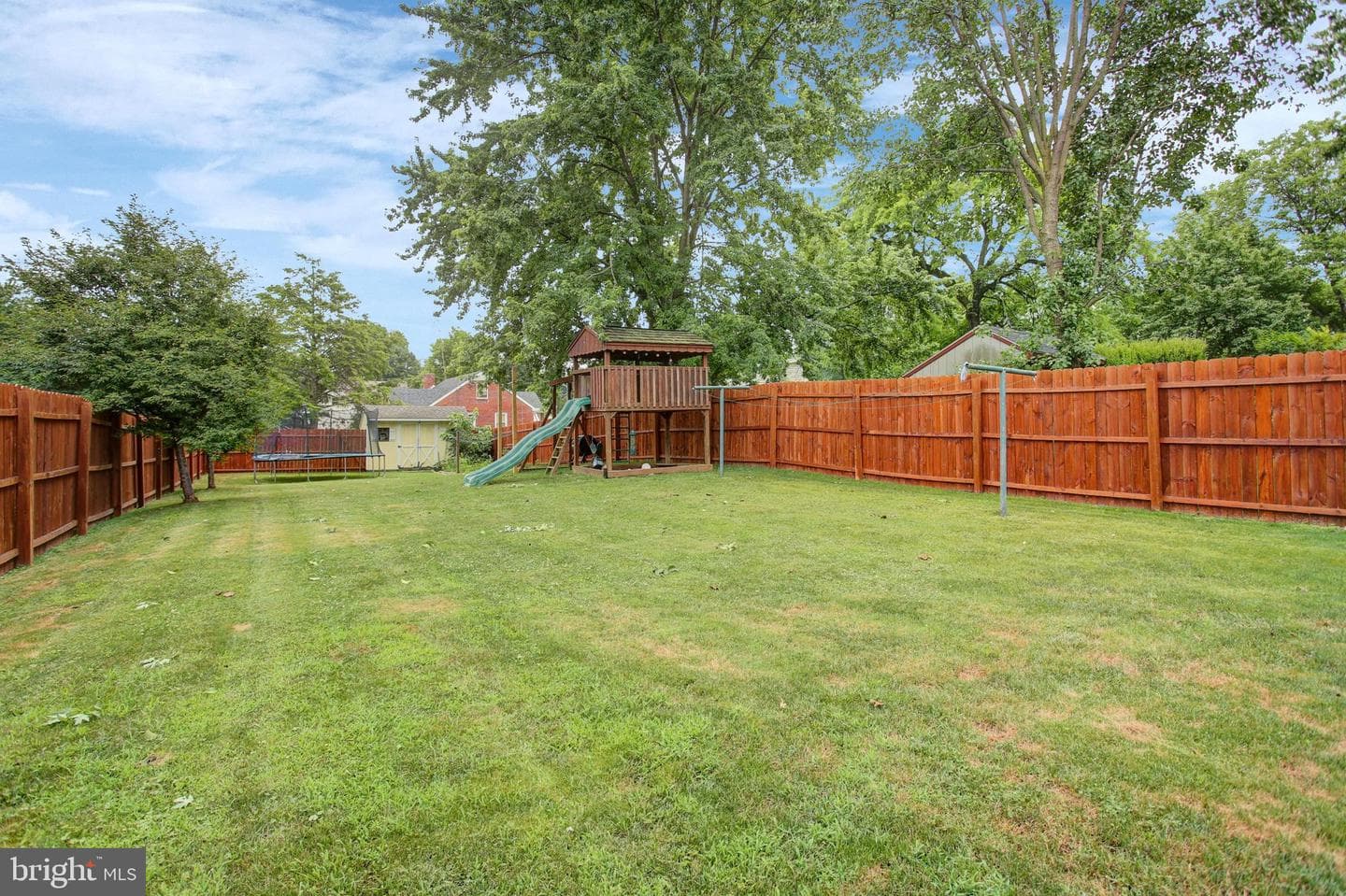 63 Linden Avenue N photo 49