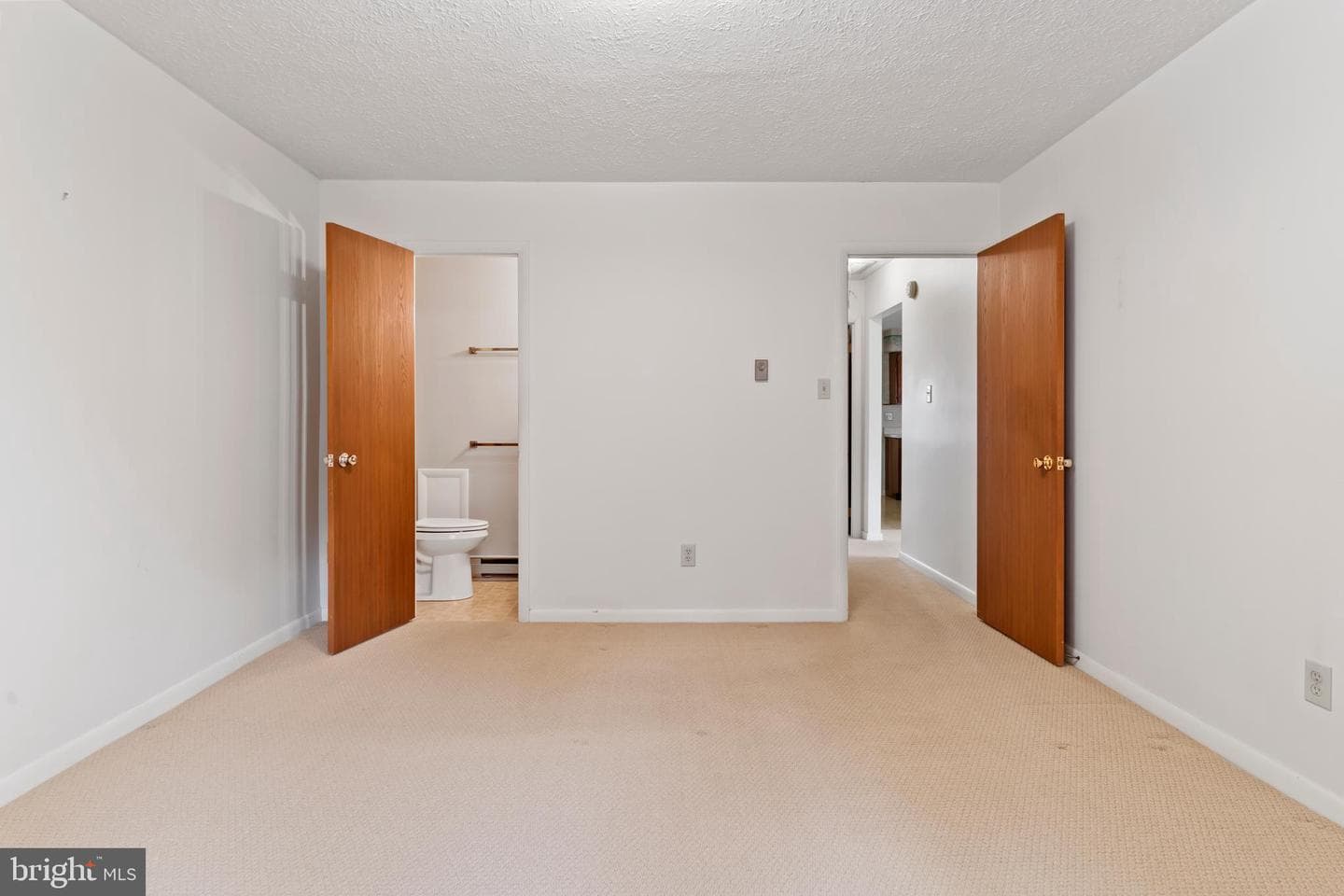 1094 Westgate Drive photo 20