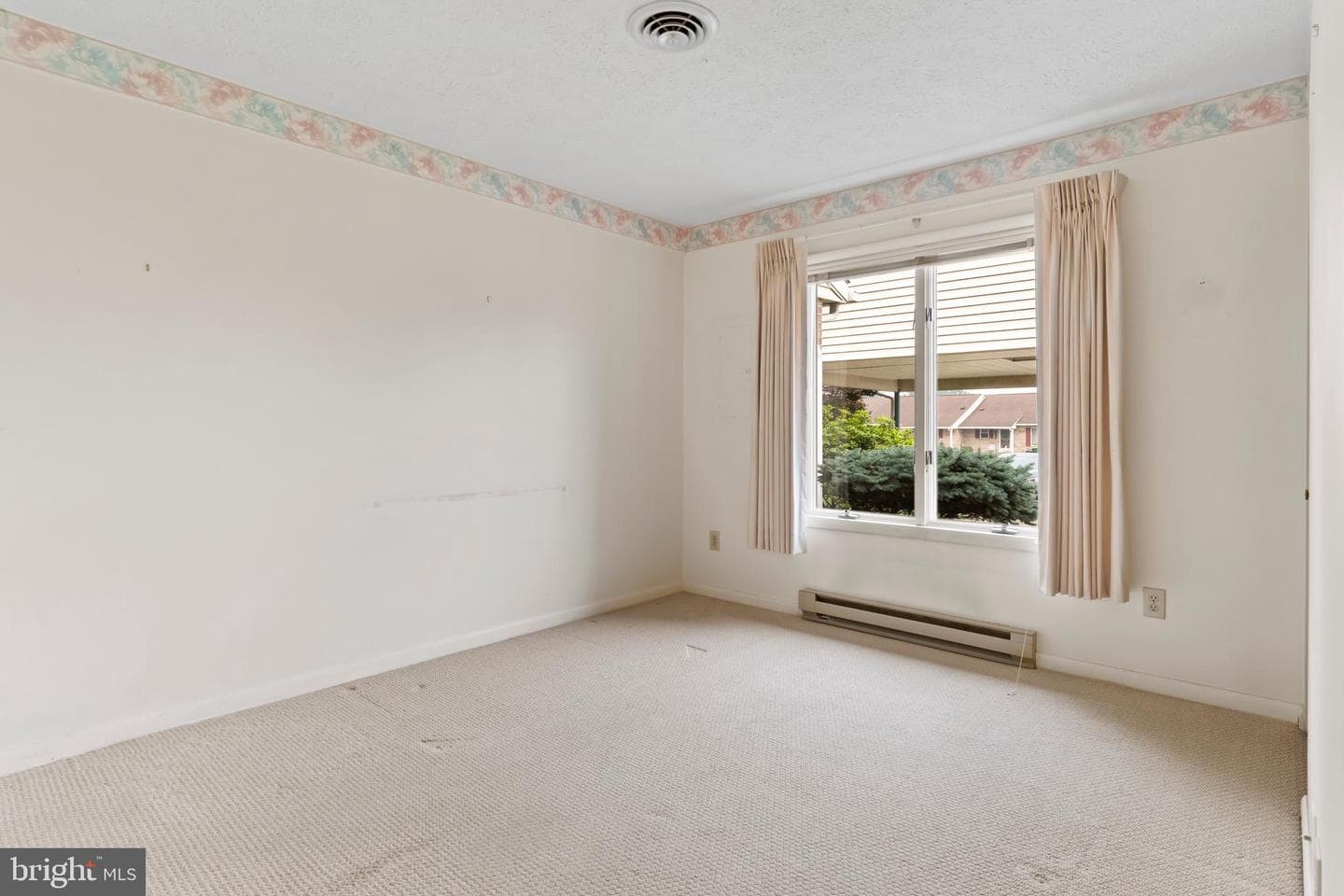 1094 Westgate Drive photo 21