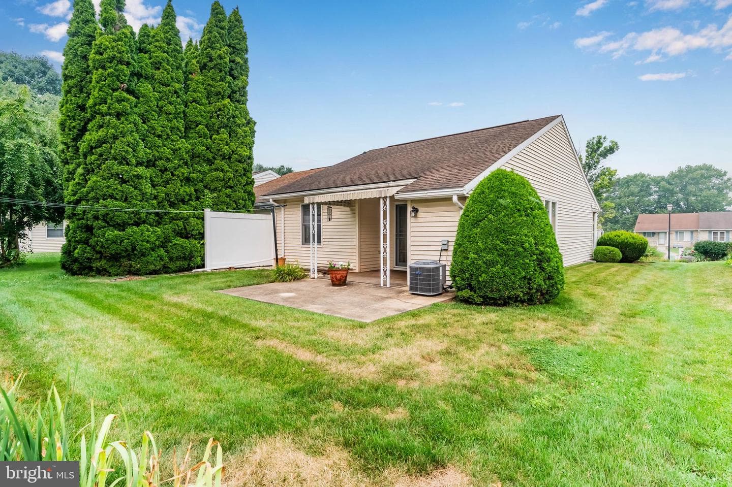 1094 Westgate Drive photo 26