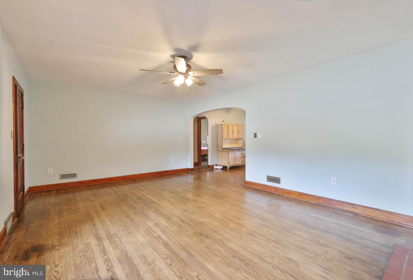 287 College Avenue photo 10