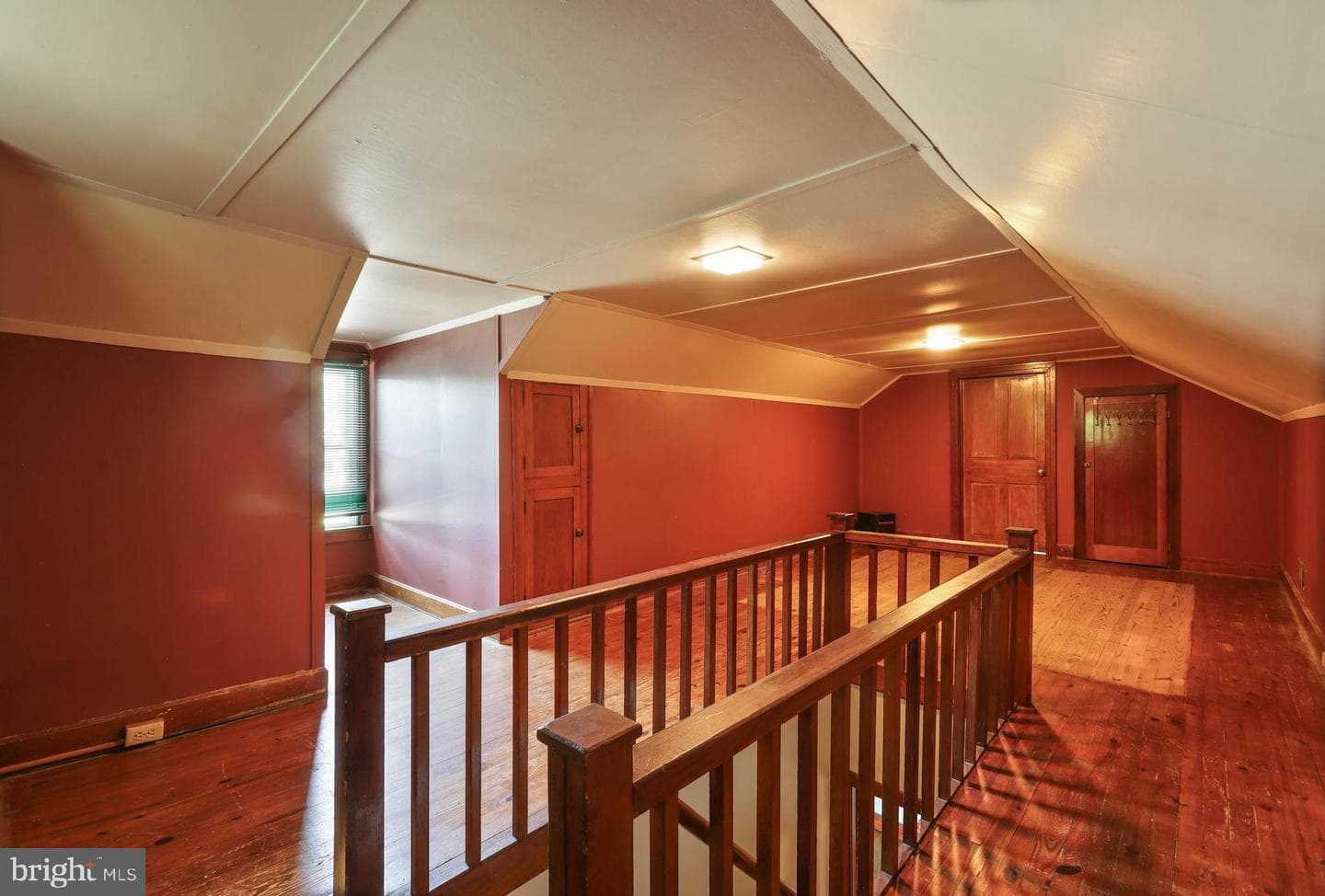 287 College Avenue photo 16
