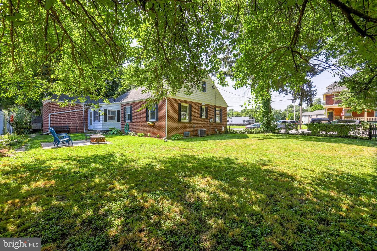 287 College Avenue photo 4