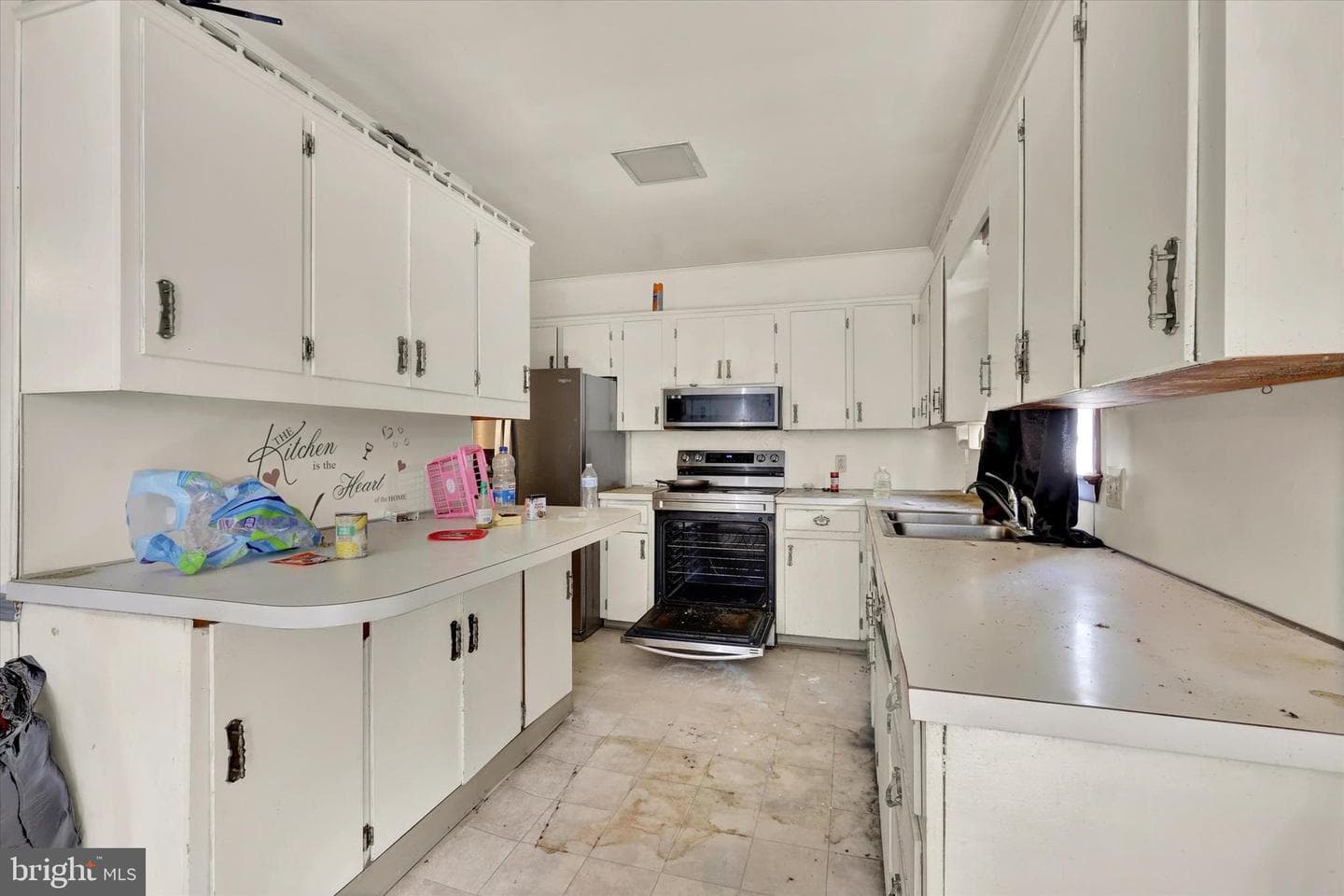 1254 Kennedy Court photo 7