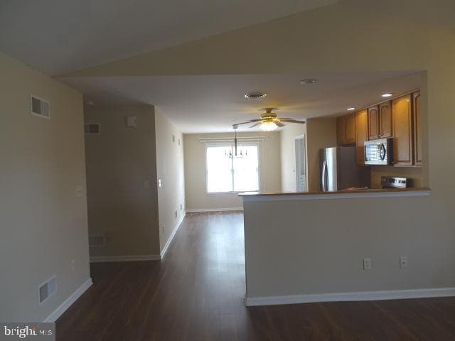 170 Lantern Lane photo 13